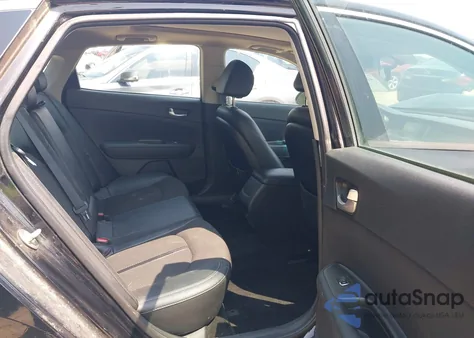 2018 Kia Optima S z USA, uszkodzony, nr VIN 5XXGT4L3XJG241003